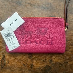 Coach Wrislet w/tags